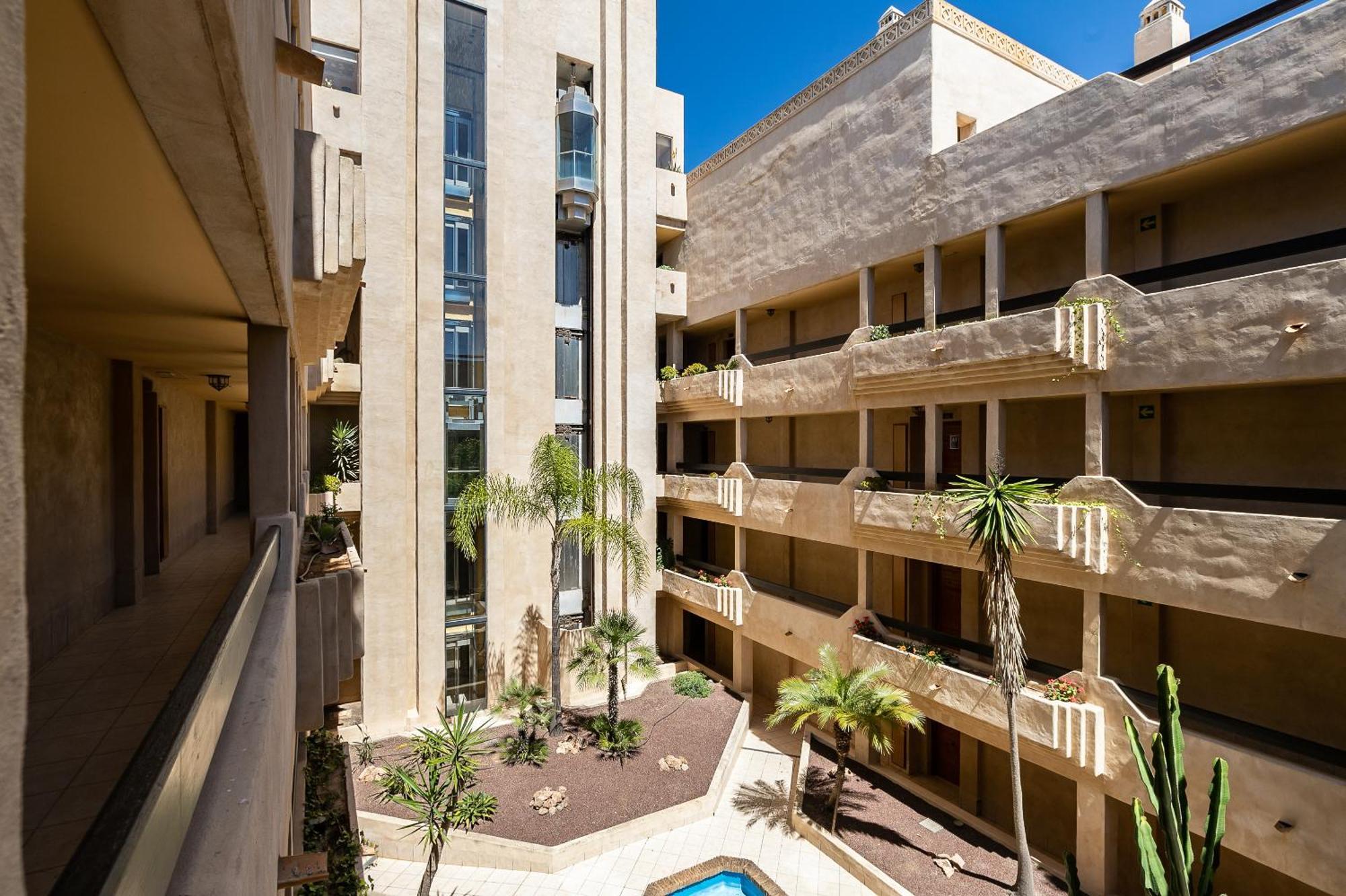 Vistas Laterales Psicina Primera Planta 卡内拉岛 外观 照片